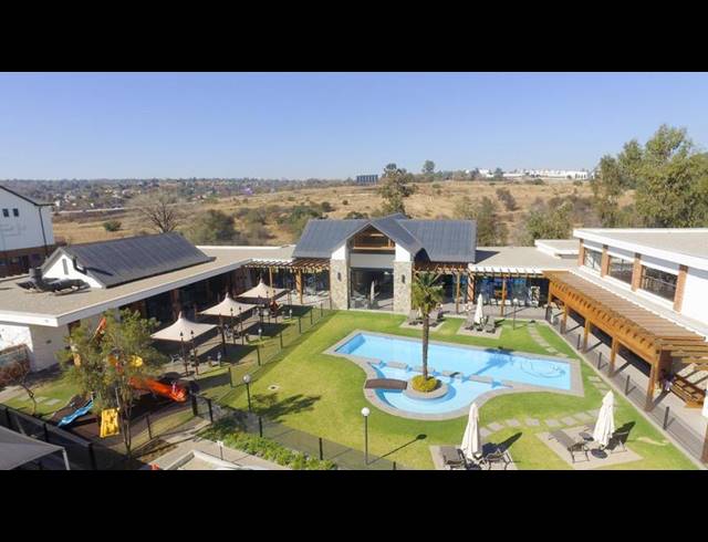 1 BEDROOM APARTMENT FOR SALE IN OLIVEDALE